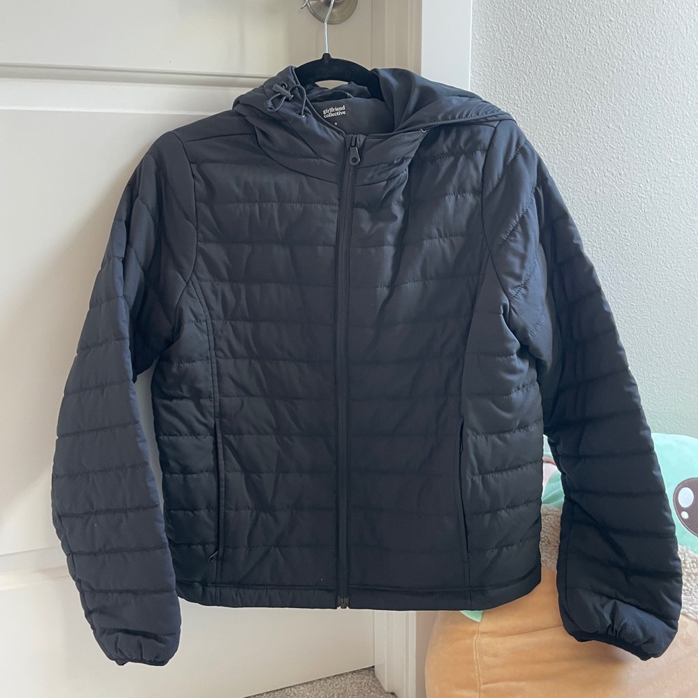 Girlfriend Collective Hooded Packable Puffer Jacket (Size Small)